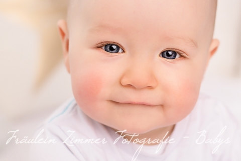 Babyfotoshooting Baby Leipzig Babyfotograf Kinderlachen Baby 9 Monate (3)