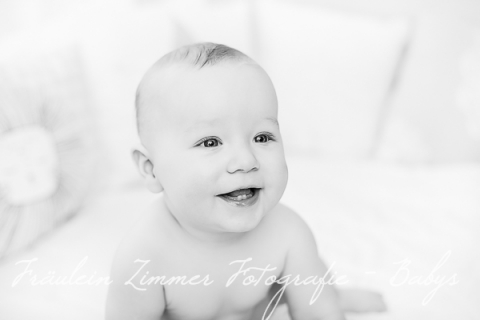 Babyfotoshooting Baby Leipzig Babyfotograf Kinderlachen Baby 9 Monate (9)