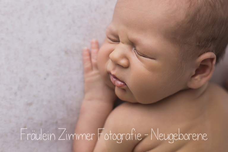 baby_babyfotograf-leipzig_babybilder-leipzig_babybilder-sachsen_babyfotograf-sachsen_homestory-leipzig_fotograf-leipzig-11