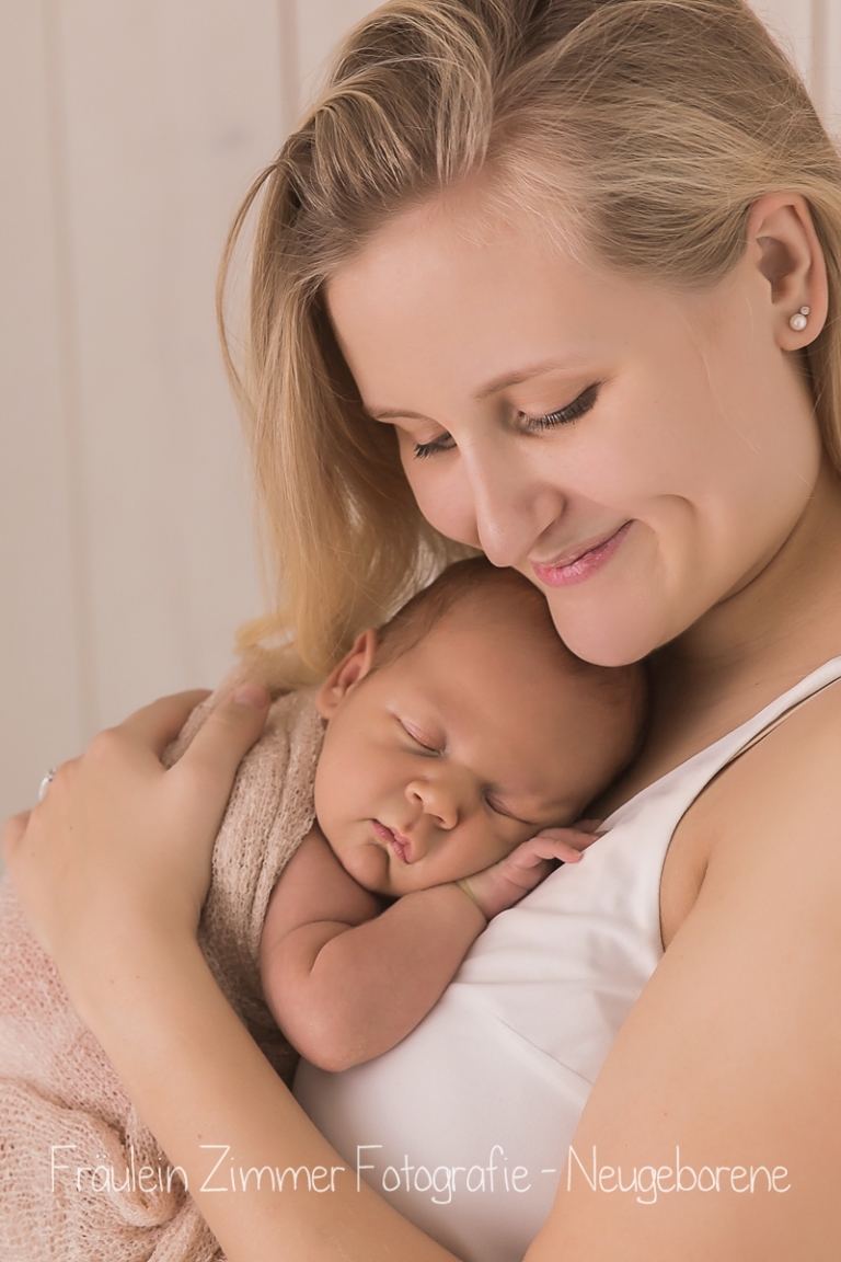 baby_babyfotograf-leipzig_babybilder-leipzig_babybilder-sachsen_babyfotograf-sachsen_homestory-leipzig_fotograf-leipzig