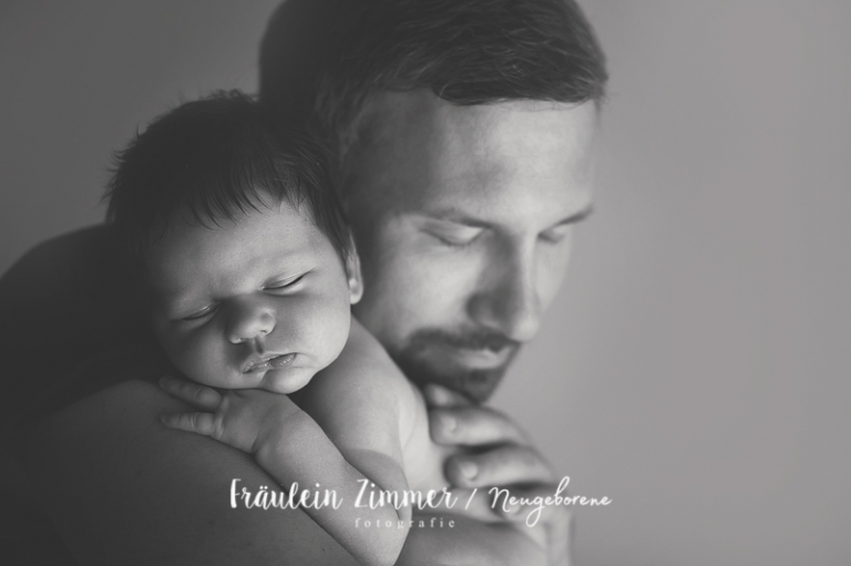 Besonderes Babyshooting in Leipzig mit Eurem Neugeborenen