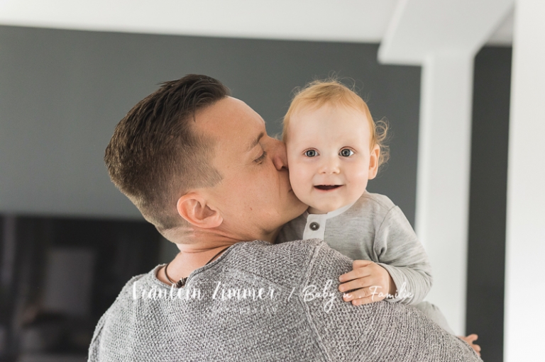 liebevolle Familienfotos bei Euch zu Hause in Leipzig