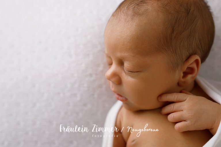Neugeborenenfotoshooting in Leipzig