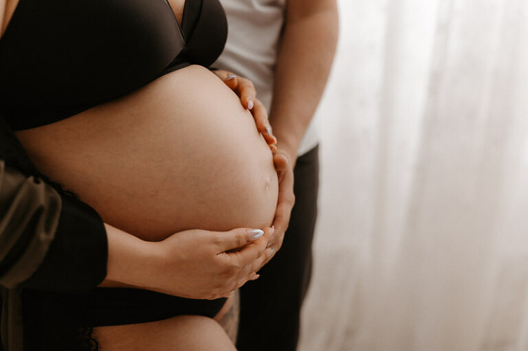 Fotostudio Borna moderne Schwangerschaftsfotos