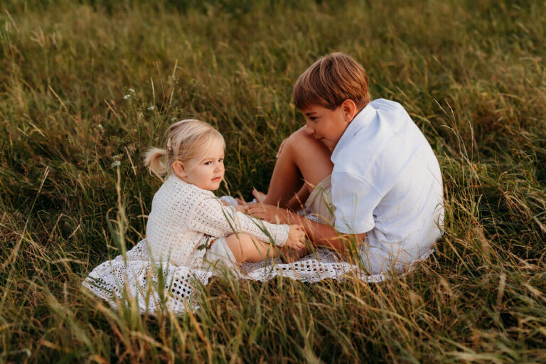 familienshooting-leipzig-abendlicht-kinder-
